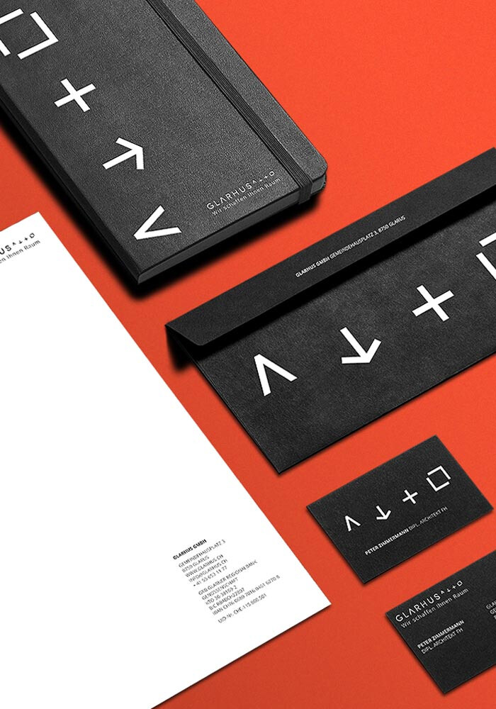 Briefschaften, Notizbuch und Visitenkarten in Schwarz